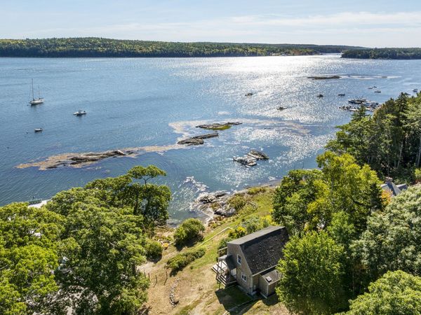 66 Holbrook Street , Harpswell, ME 04079
