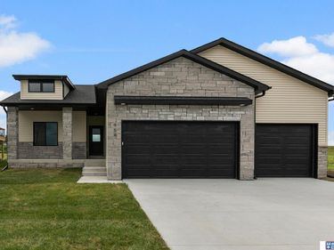 954 W El Alameda Street, Lincoln, NE 68523