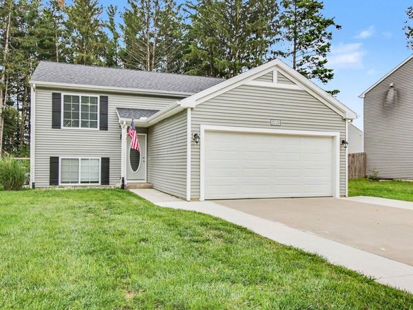 25330 Forest Lane, Mattawan, MI 49071