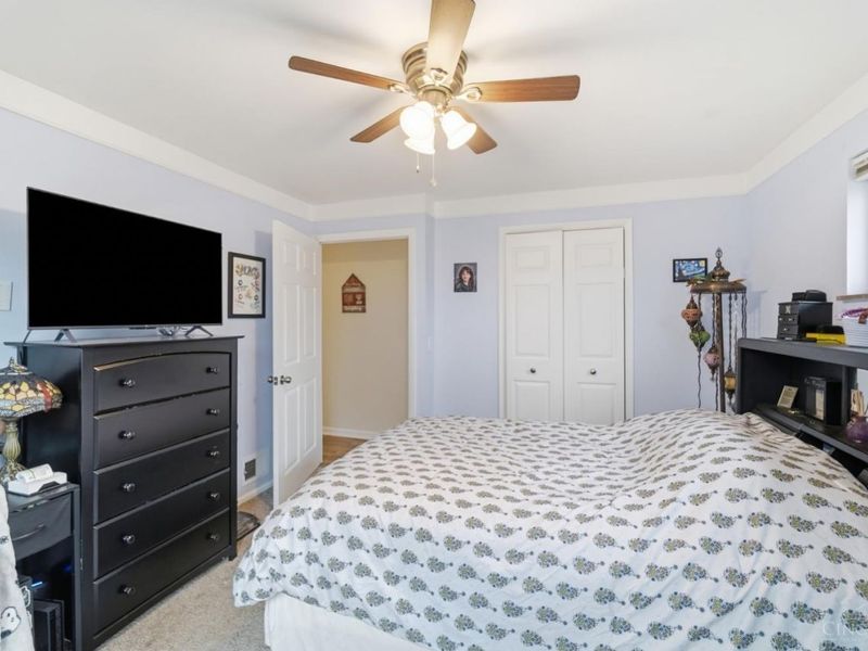 5889 Willow Oak Lane, Green Township, OH 45239 Photo 14