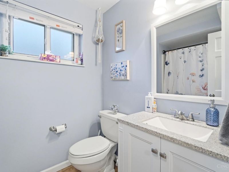 5889 Willow Oak Lane, Green Township, OH 45239 Photo 15