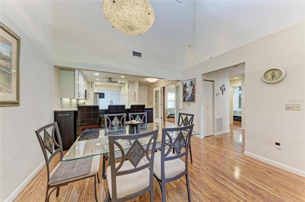 3403 Avenida Madera, Unit B, Bradenton, FL 34210 Photo