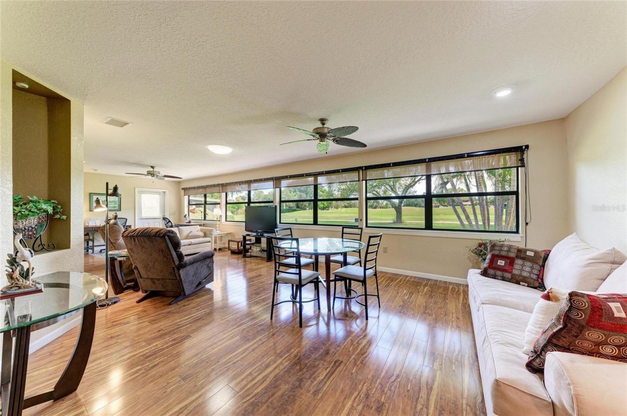3403 Avenida Madera, Unit B, Bradenton, FL 34210 Photo