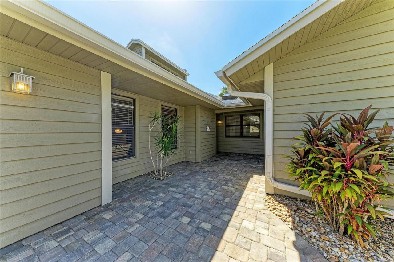 3403 Avenida Madera, Unit B, Bradenton, FL 34210 Photo