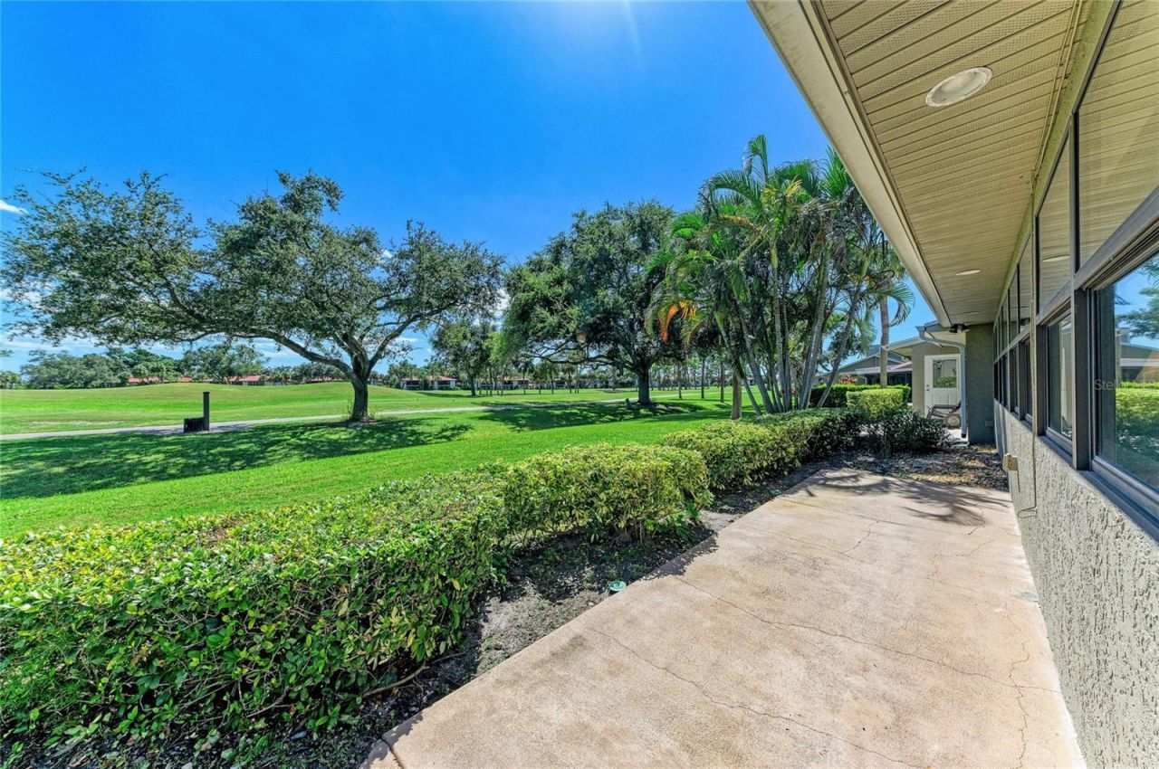 3403 Avenida Madera, Unit B, Bradenton, FL 34210 Photo