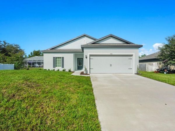 1768 COURTLAND BOULEVARD , DELTONA, FL 32738