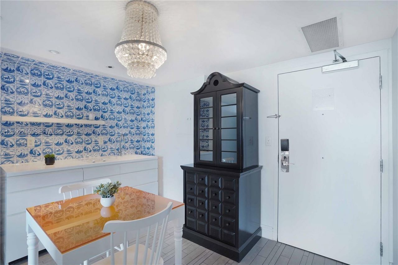 1100 West Ave, Unit 1115, Miami Beach, FL 33139 Photo