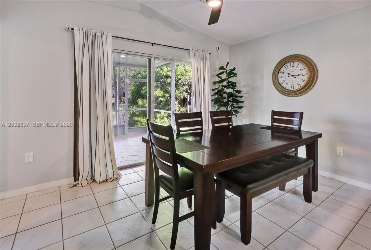 127 Danielle Ct, Weston, FL 33326 Photo