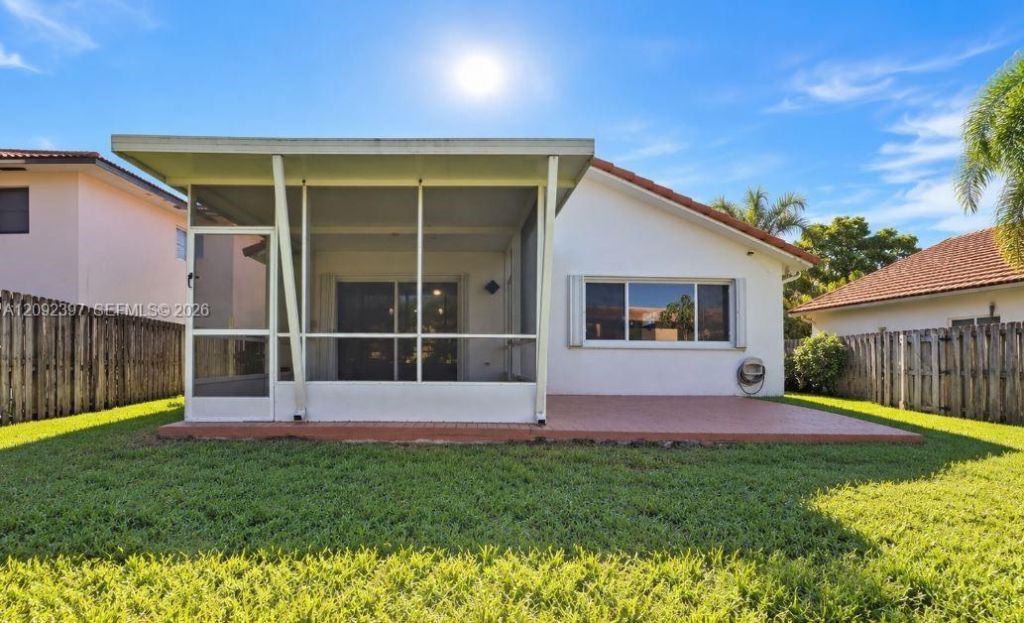127 Danielle Ct, Weston, FL 33326 Photo
