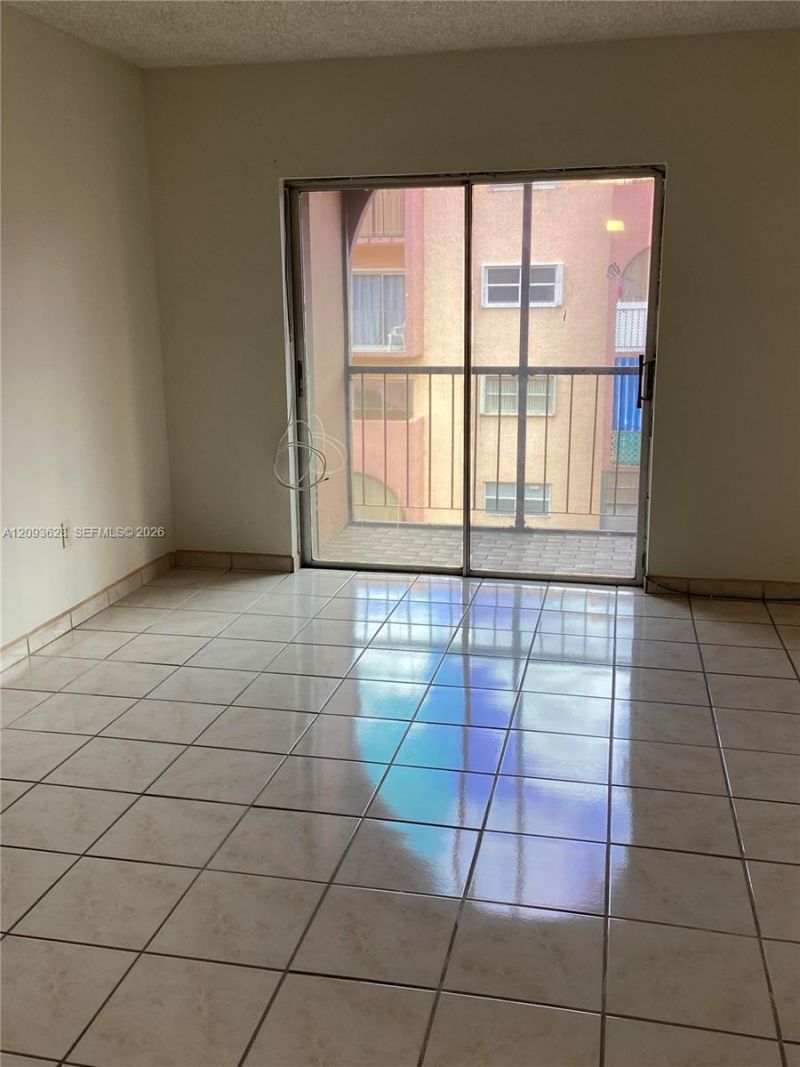 440 E 23rd St , Unit 1416, Hialeah, FL 33013 Photo