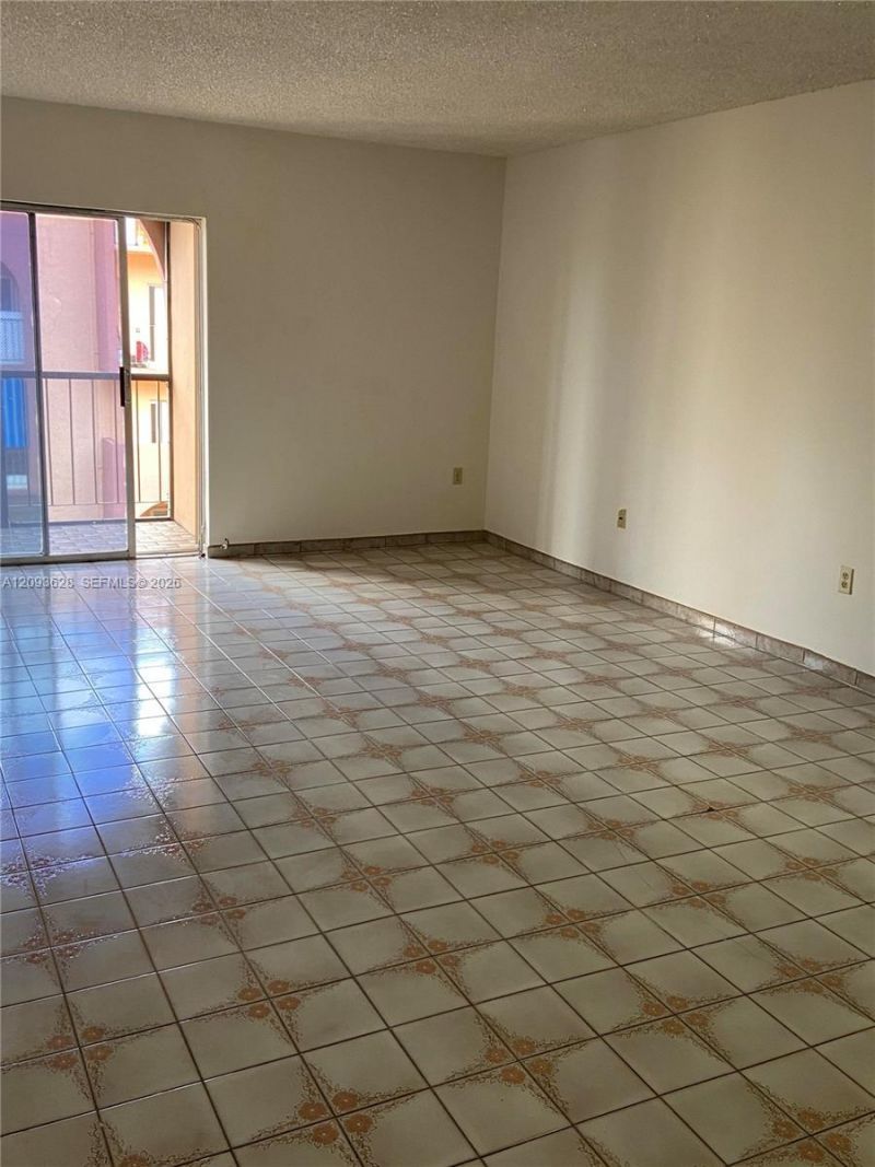 440 E 23rd St , Unit 1416, Hialeah, FL 33013 Photo