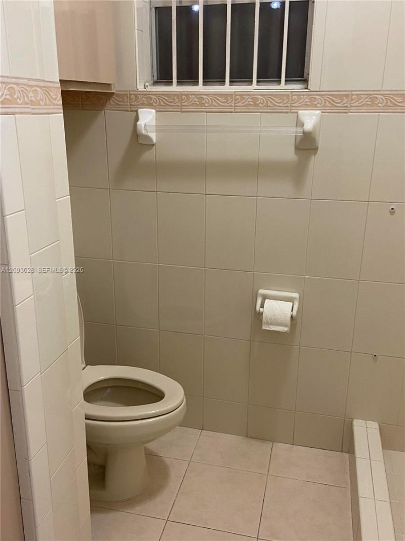 440 E 23rd St , Unit 1416, Hialeah, FL 33013 Photo