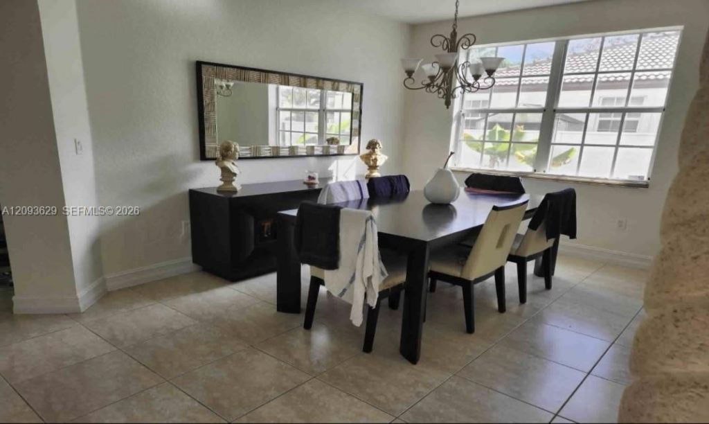 16231 NW 84th Ct, Miami Lakes, FL 33016 Photo