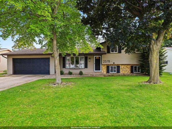 2578 VICKI LANE, Green Bay, WI 54311