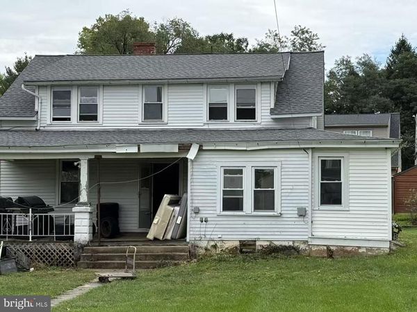 124 E WALNUT STREET , EPHRATA, PA 17522