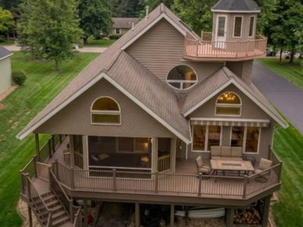 584 LAKE MEADE DRIVE, EAST BERLIN, PA 17316
