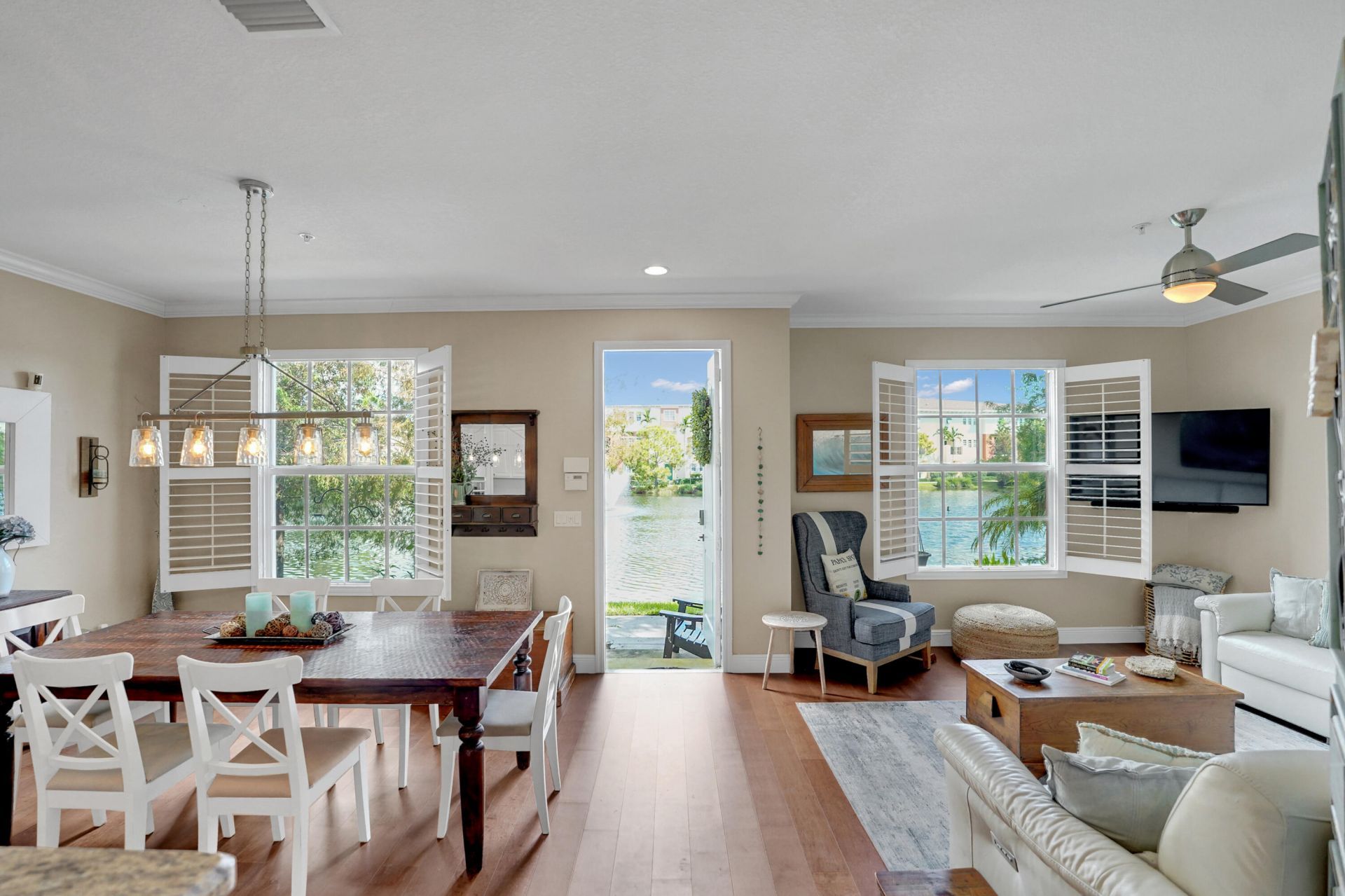 243 SW 7th Street, Pompano Beach, FL 33060 Photo
