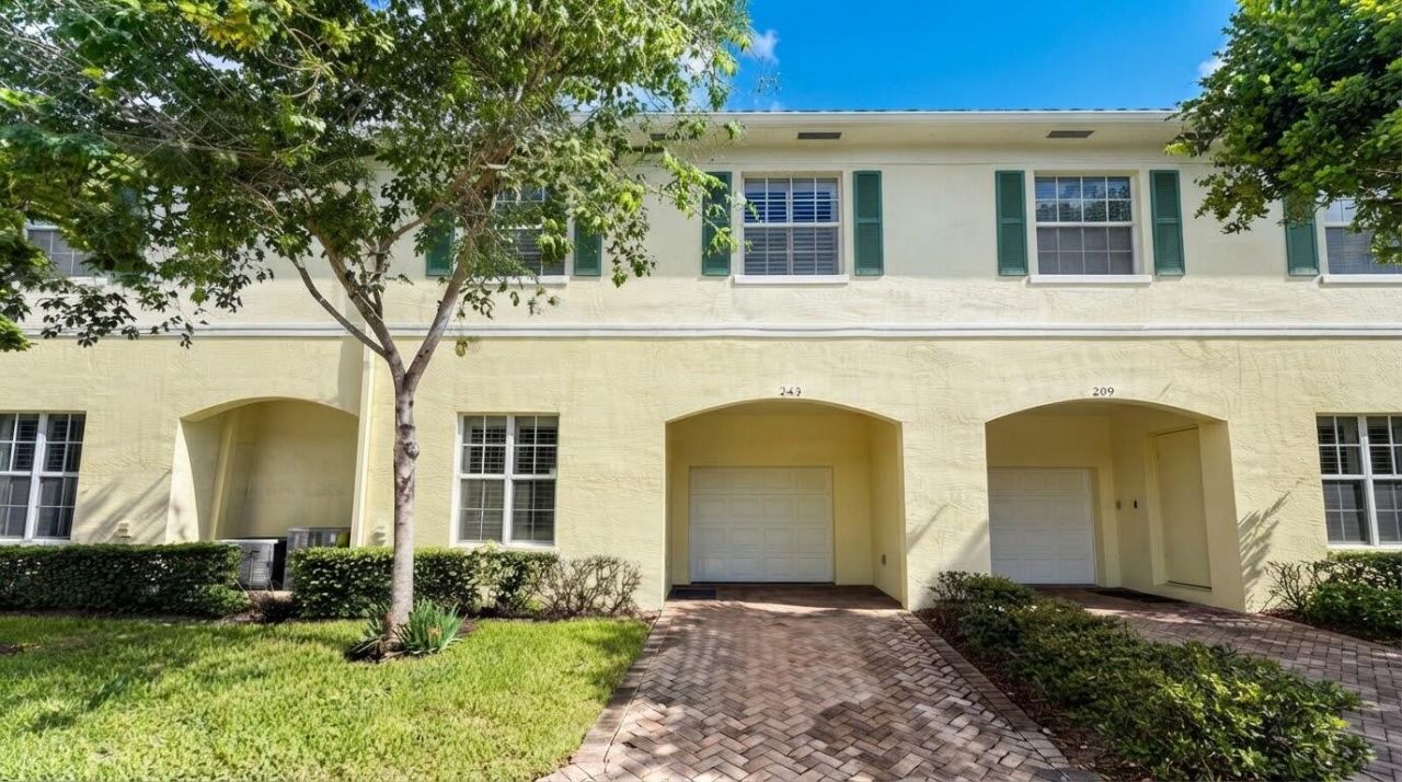 243 SW 7th Street, Pompano Beach, FL 33060 Photo