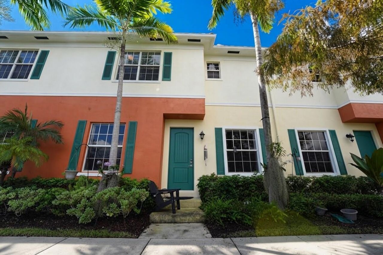 243 SW 7th Street, Pompano Beach, FL 33060 Photo