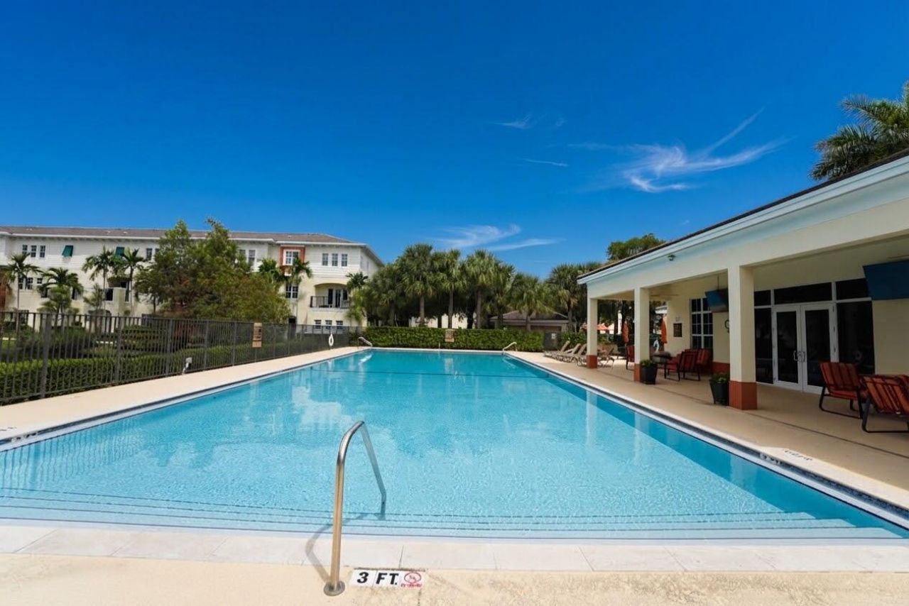 243 SW 7th Street, Pompano Beach, FL 33060 Photo