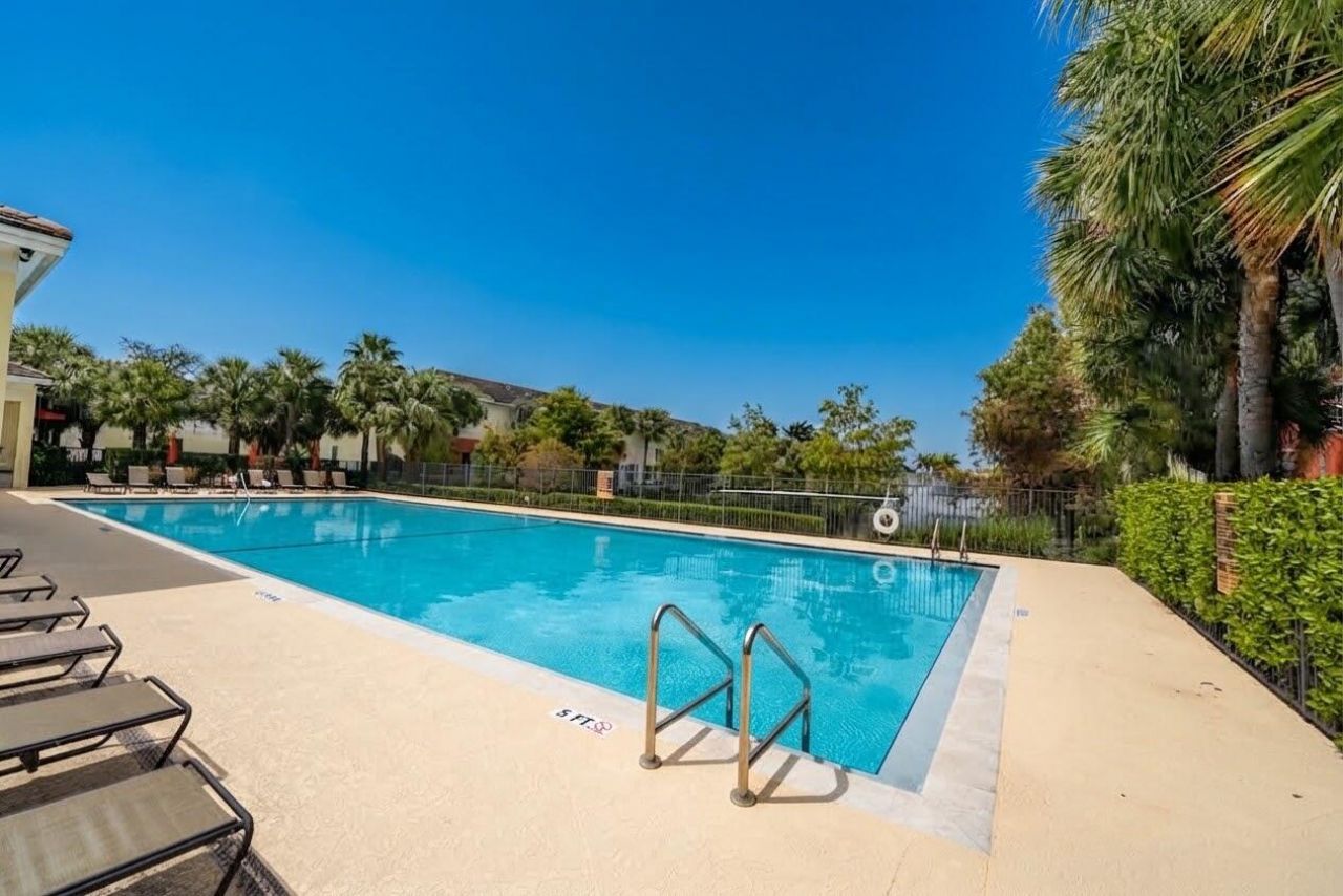 243 SW 7th Street, Pompano Beach, FL 33060 Photo