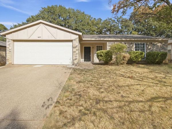 4807 Crestmont Court, Arlington, TX 76017