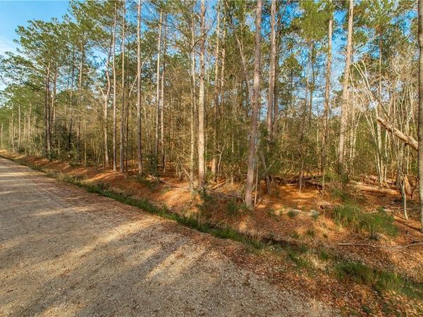 18382 AMORE Way , Covington, LA 70435