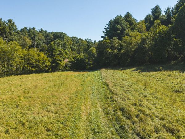 10568 Bottom Creek RD , Bent Mountain, VA 24059