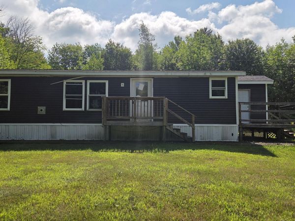 162 Davis Road , Fairfield, ME 04937