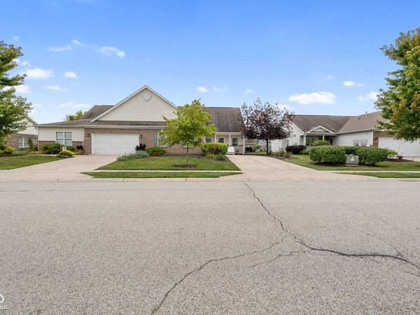 1193 Fantail Drive , Greenwood, IN 46143