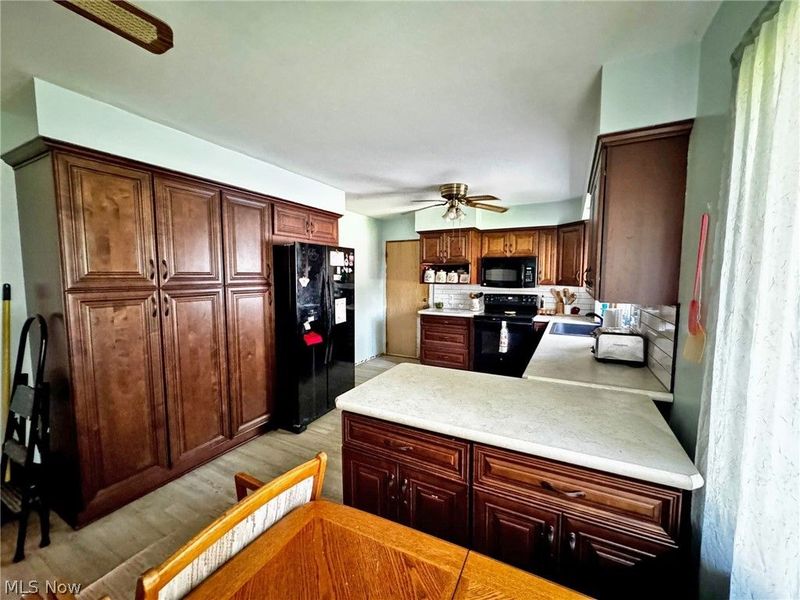 7569 Market Avenue N, Canton, OH 44721 Photo 10