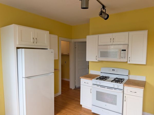 14 Glenwood Ave, Unit 2, Cambridge, MA 02139