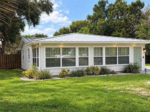 3975 1st Street SW, Vero Beach, FL 32968