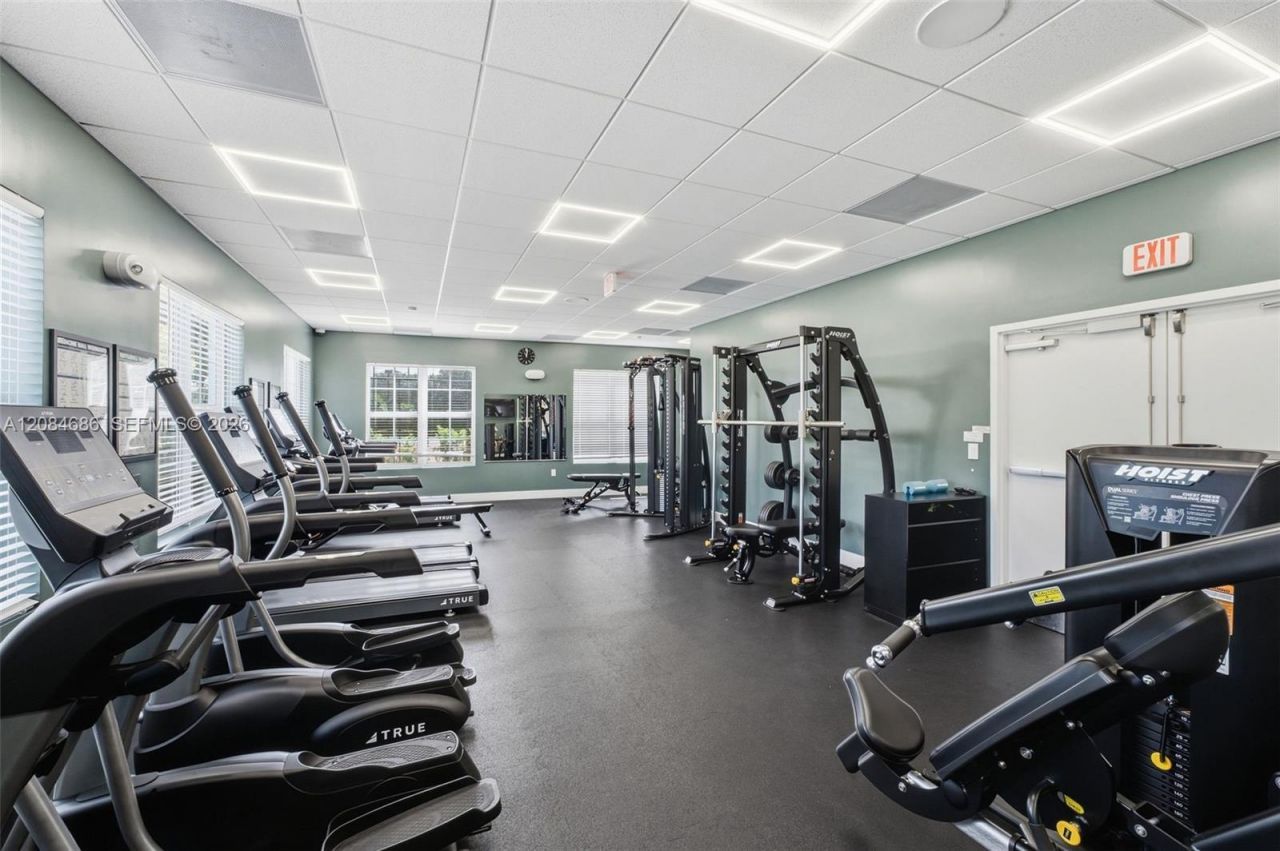 1861 W Eagle Trace Blvd W, Coral Springs, FL 33071 Photo