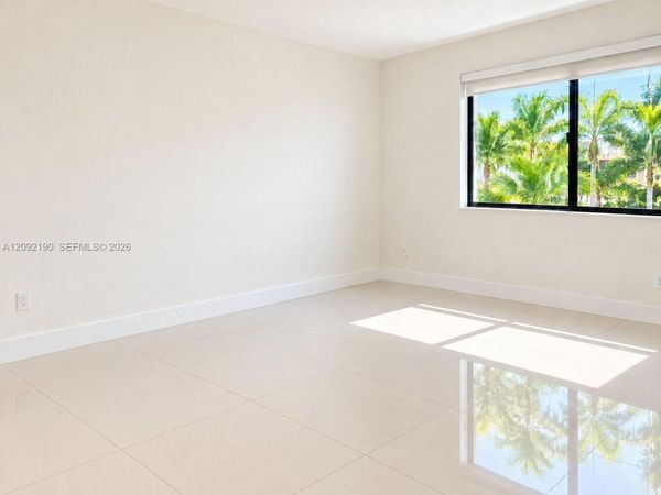 2350 NE 135th St , Unit 203, North Miami, FL 33181