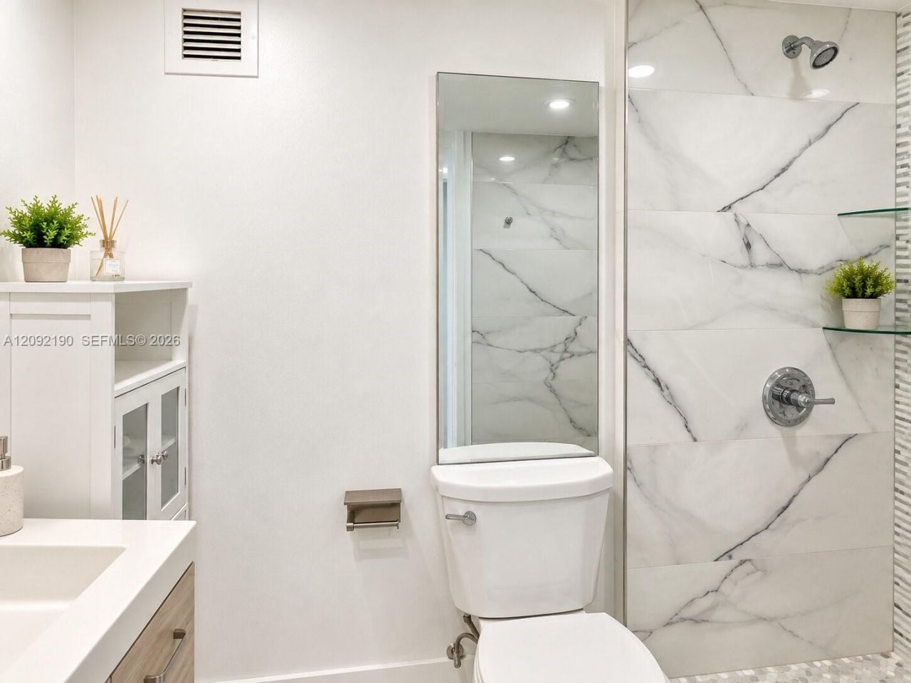 2350 NE 135th St, Unit 203, North Miami, FL 33181 Photo