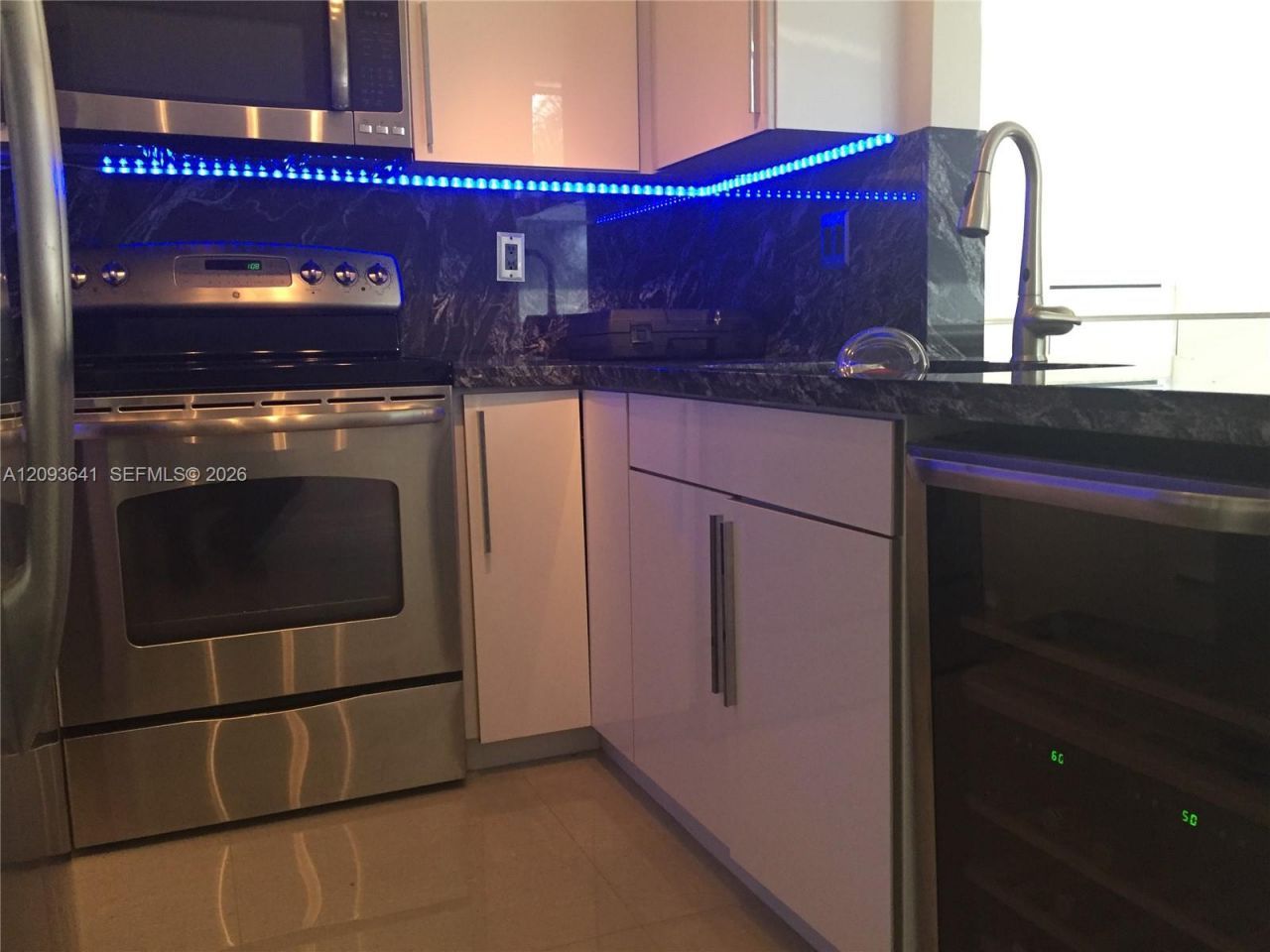 10307 NW 9th St Cir , Unit 201-15, Miami, FL 33172 Photo