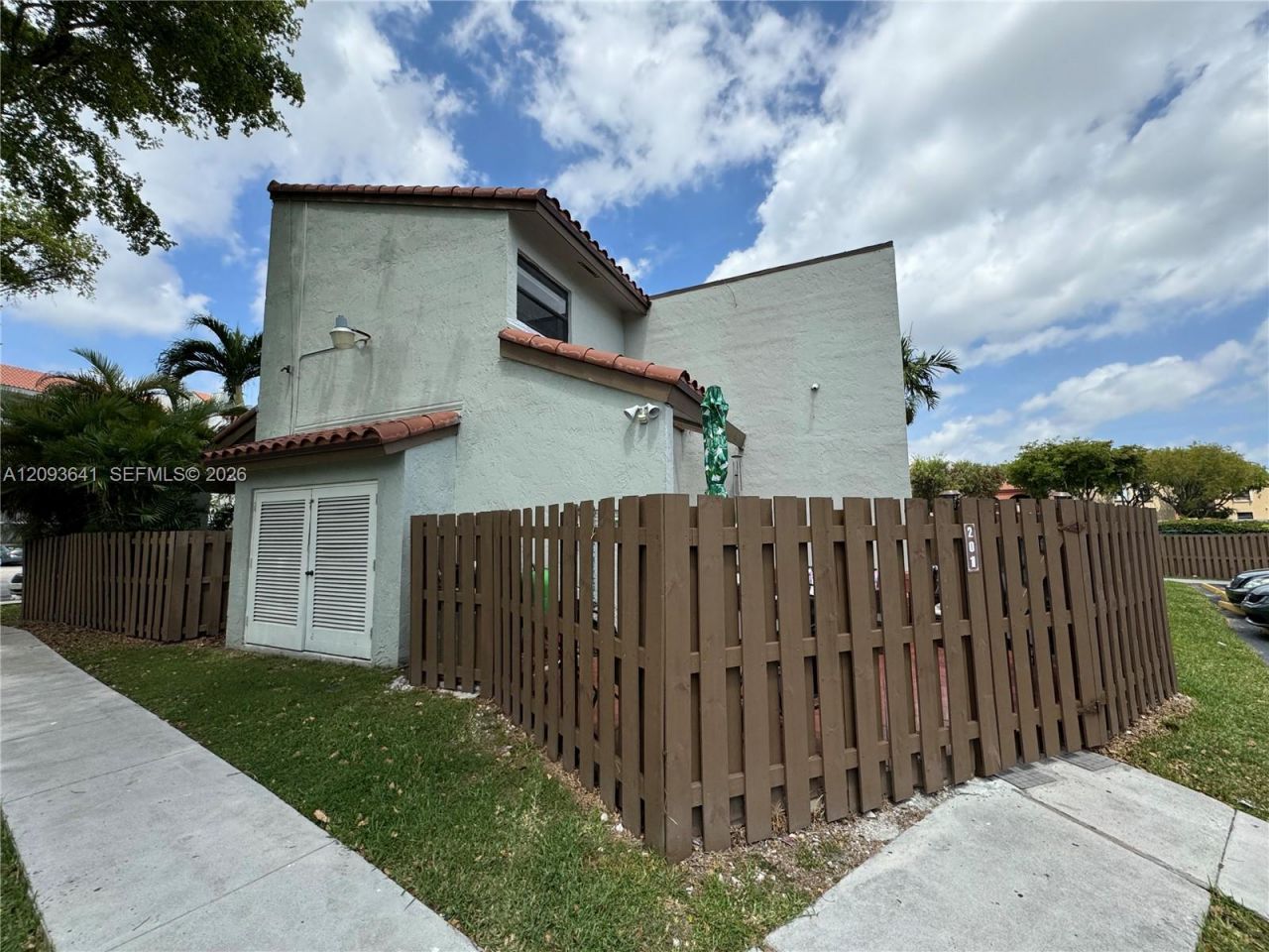 10307 NW 9th St Cir , Unit 201-15, Miami, FL 33172 Photo