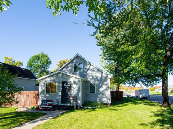 321 State Avenue N, Thief River Falls, MN 56701