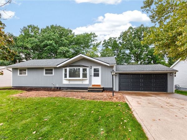 18356 Ash Drive , Strongsville, OH 44149