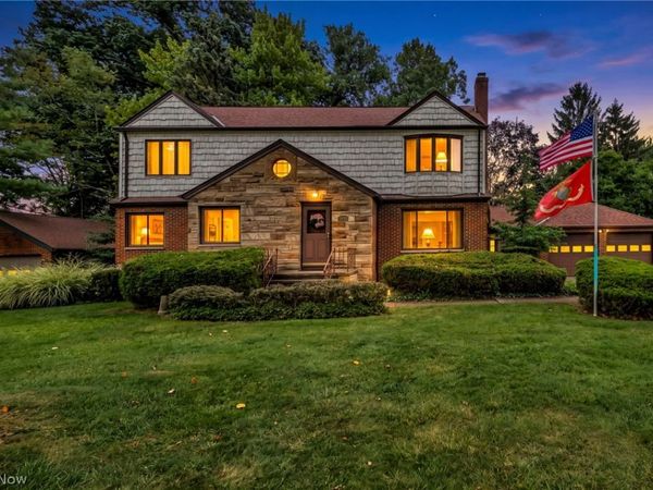 9216 Evergreen Drive , Parma, OH 44129