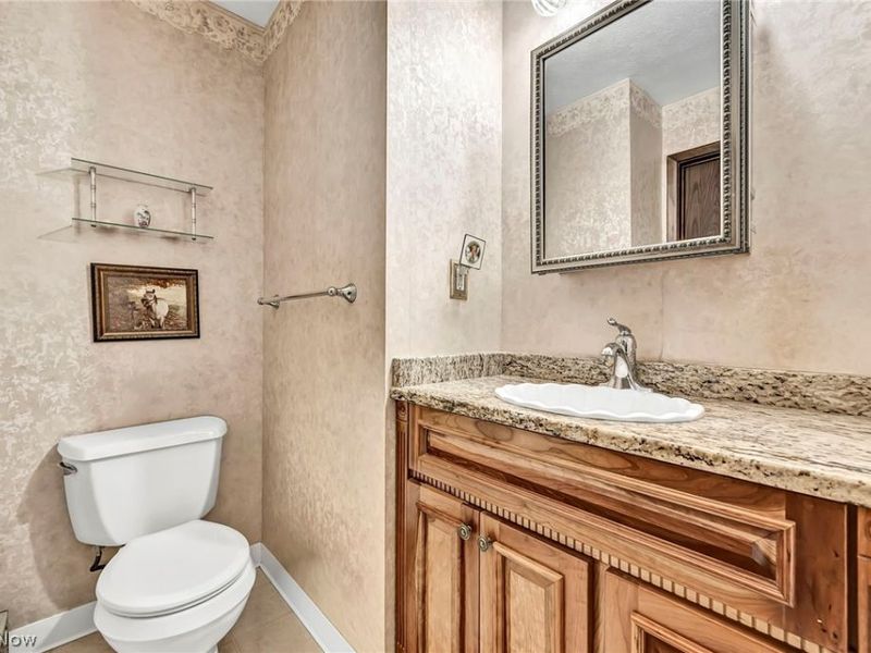 9216 Evergreen Drive, Parma, OH 44129 Photo 25