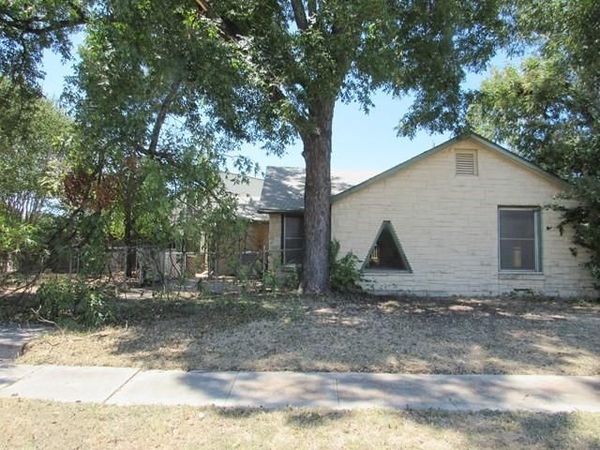 413 S Avenue G, Clifton, TX 76634