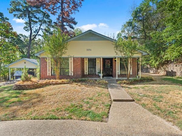1656 Pineview Lane, Hideaway, TX 75771