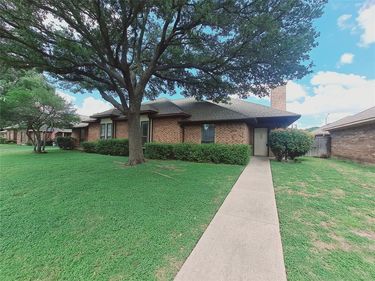 3917 Saint Christopher Lane, Dallas, TX 75287