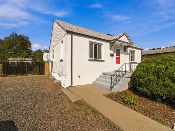 811 Belmont Ave, Pueblo, CO 81004