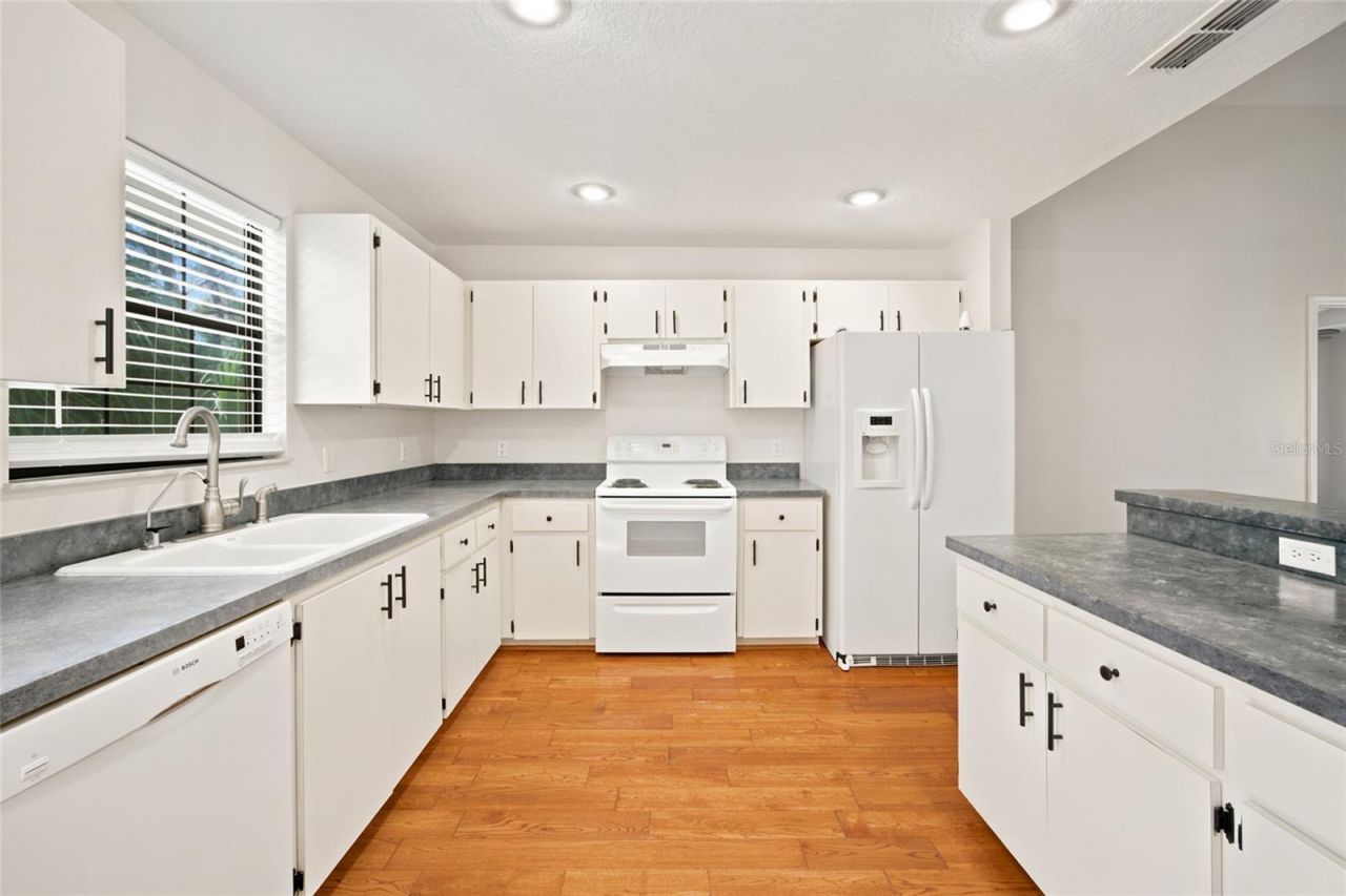 43 64th Street, Yankeetown, FL 34498 Photo