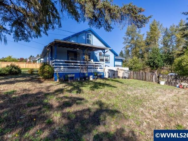 2225 SW Fairview Av, Dallas, OR 97338