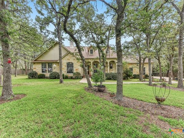 109 Elm Wood Drive , Elgin, TX 78621