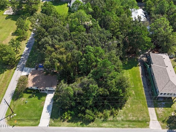 306 Vacation Lane, Waveland, MS 39576